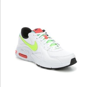 WOMEN'S NIKE AIR MAX EXCEE SNEAKERS